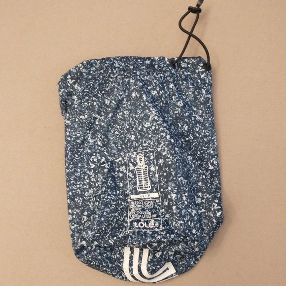 Women's Lole size XS ultra-light weight, packable vest with sac - like new - Picture 15 of 16